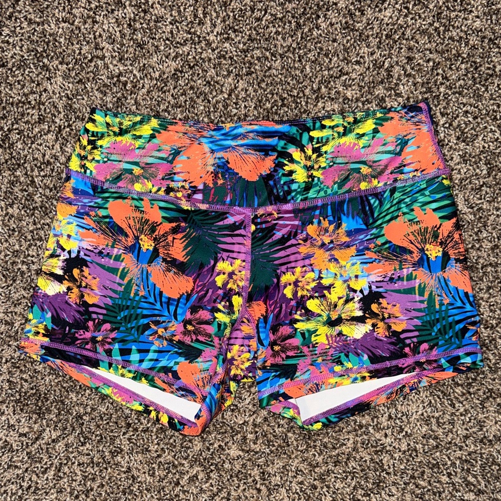 Born Primitive Shorts size Medium